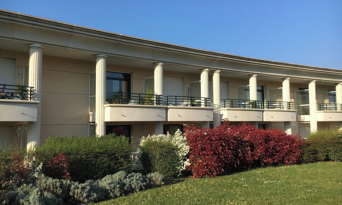 Saint-Andre-des-Eaux Apartment | Homerez - Apartment in Saint-André-des-Eaux