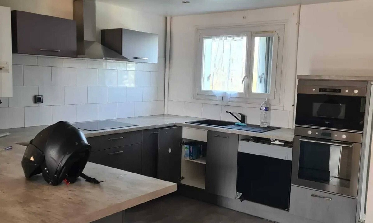 Plessis-le-Roi Apartment | Homerez - Apartment Savigny-le-Temple