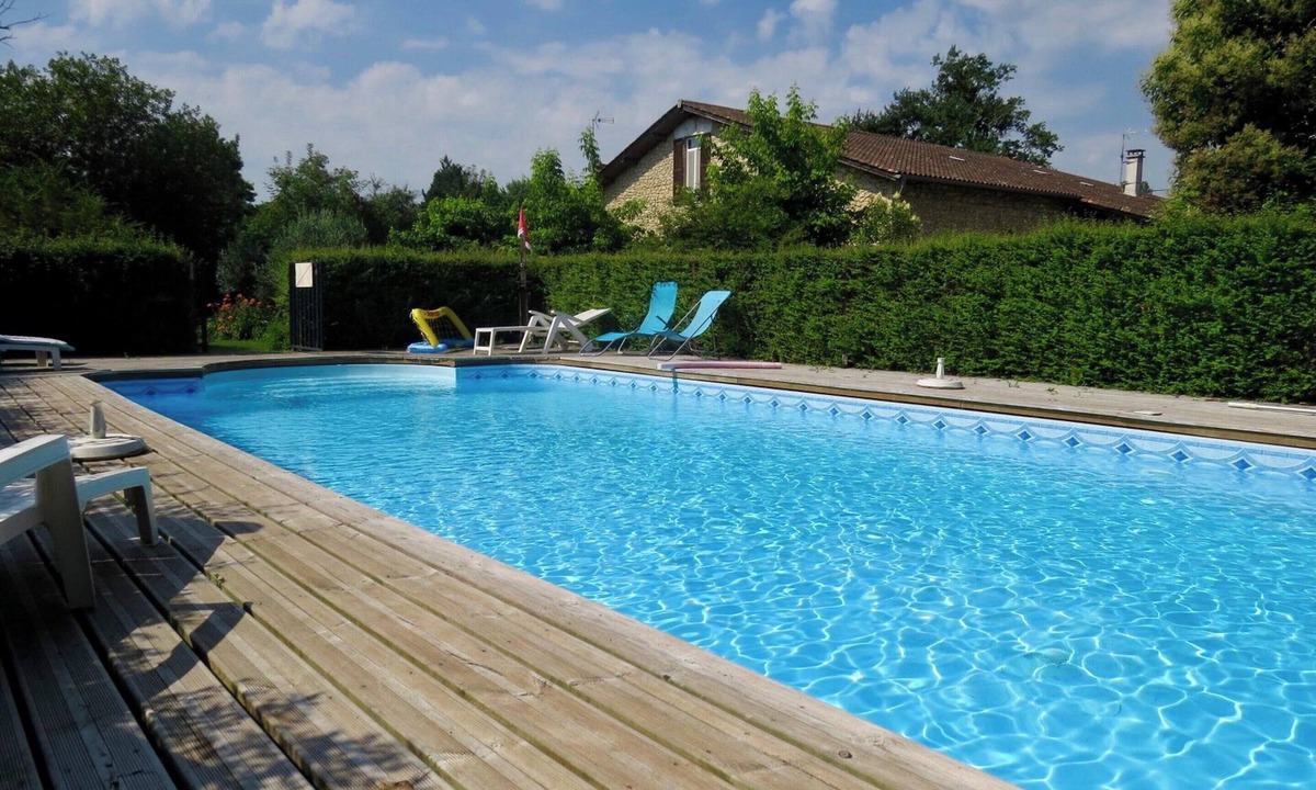 Blaignac Apartment | Homerez - Apartment, Blaignac.