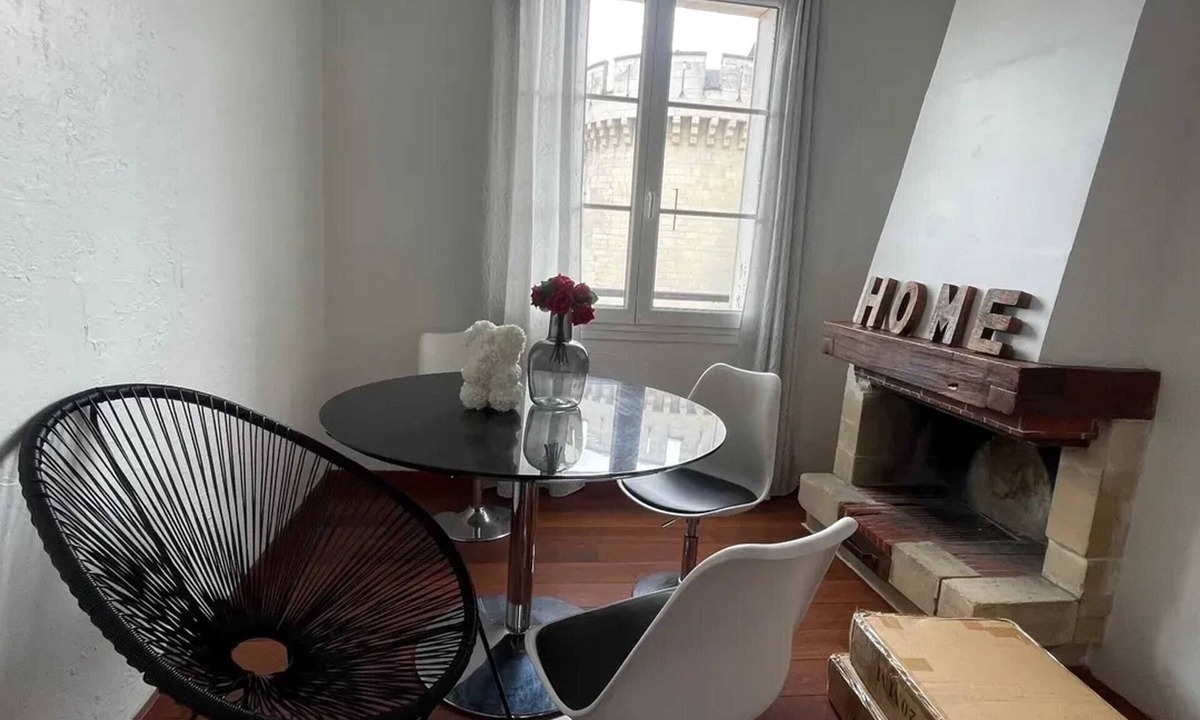 Vaugueux Apartment | Homerez - Apartment Caen historic centre