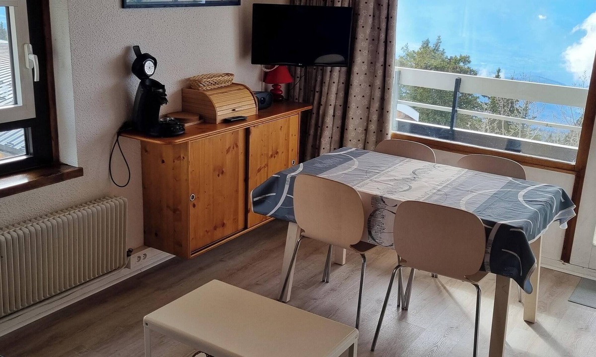 Chamrousse Apartment | Homerez - Apartment Chamrousse