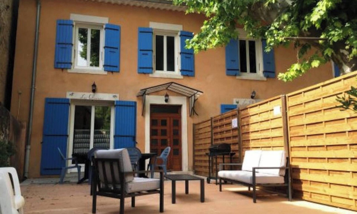 Bollene Apartment | Homerez - Apartment in Bollène with pool