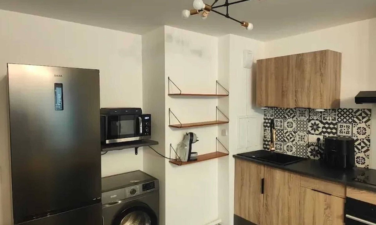 Chartres Apartment | Homerez - Apartment in Chartres