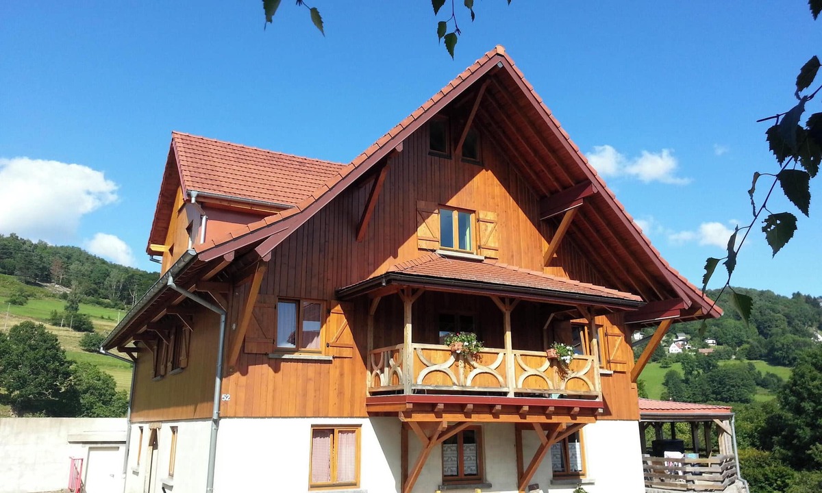 Soultzeren Apartment | Homerez - Apt. Soultzeren, mountain view