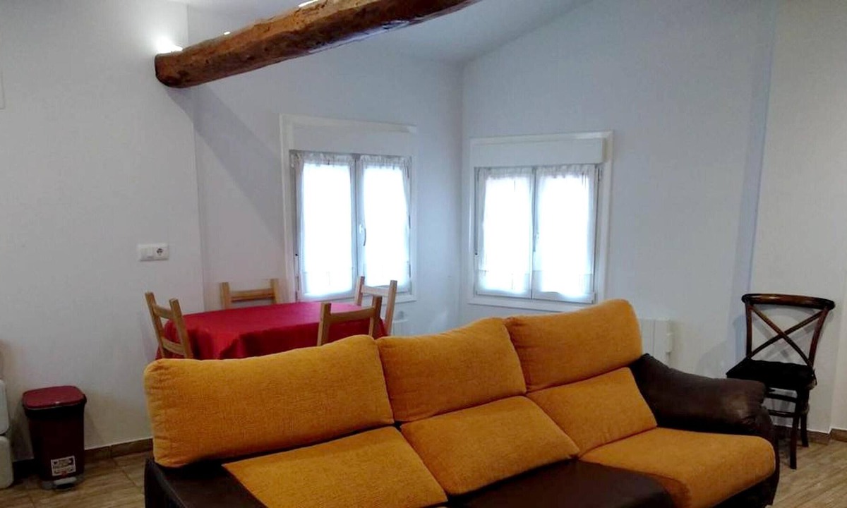 Arnedillo House | Homerez - Beautiful house for 5 ppl. with terrace at Arnedillo