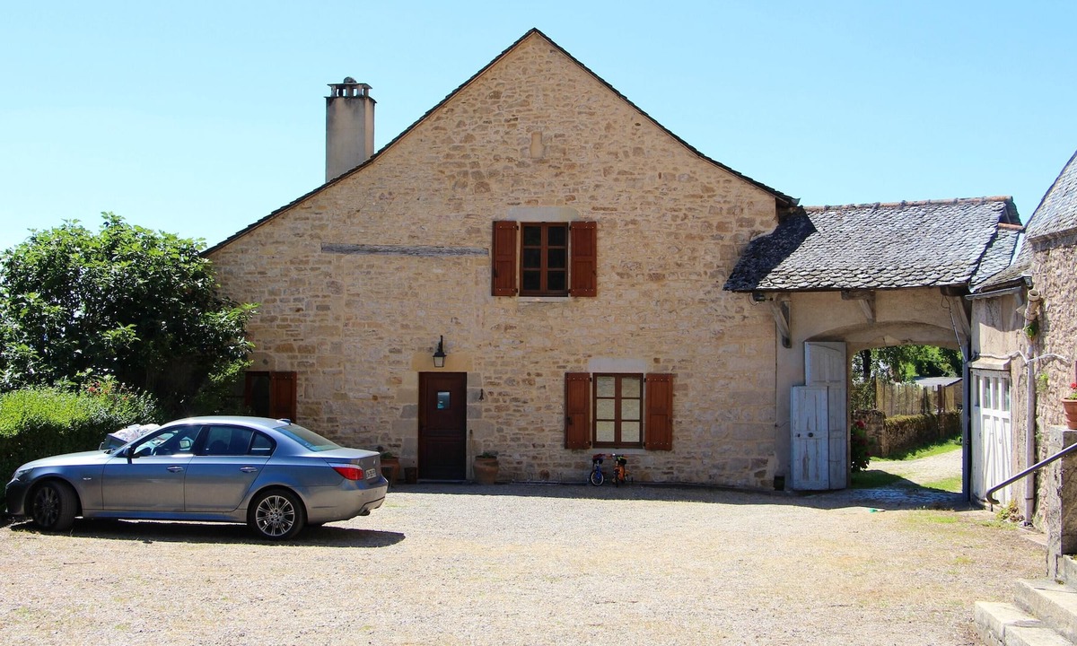 Espalion Apartment | Homerez - Big appartement for 10 ppl. at Espalion