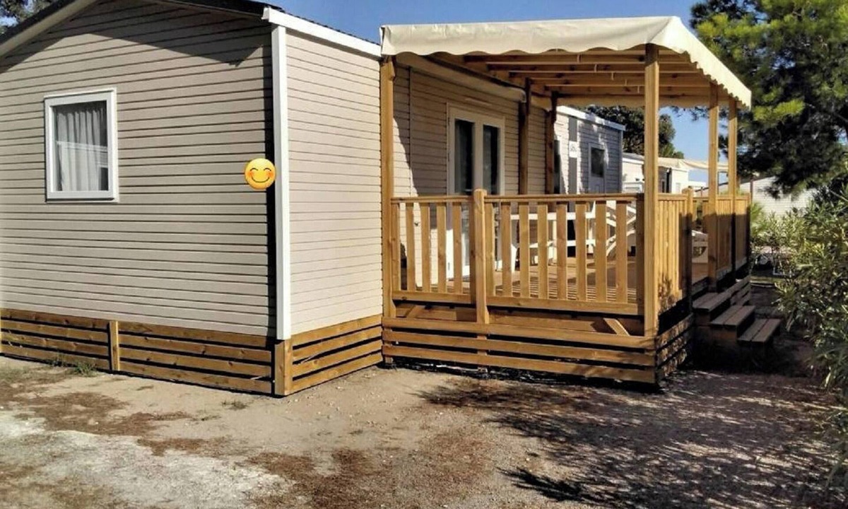 La Cote Radieuse House | Homerez - Bungalow in Canet-en-Roussillon