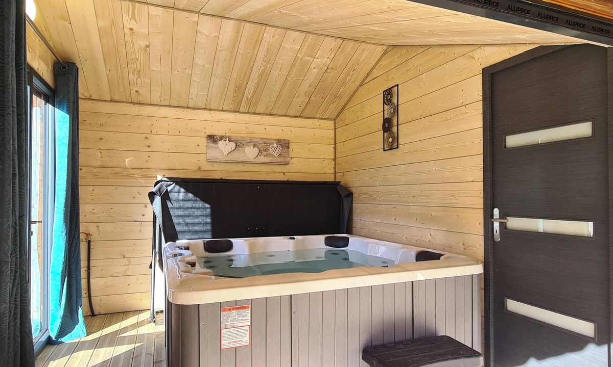 Orlu Ski Chalet | Homerez - Chalet in Orlu, Mountain View