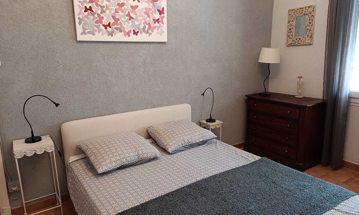 Arles City Centre Apartment | Homerez - Charming Apartment in Arles