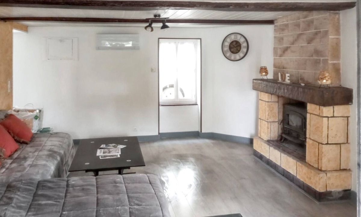 Cagny House | Homerez - Charming house with enclosed garden in Cagny