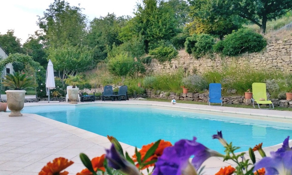 Malaucene Villa | Homerez - Charming Villa in Malaucène with Private Pool