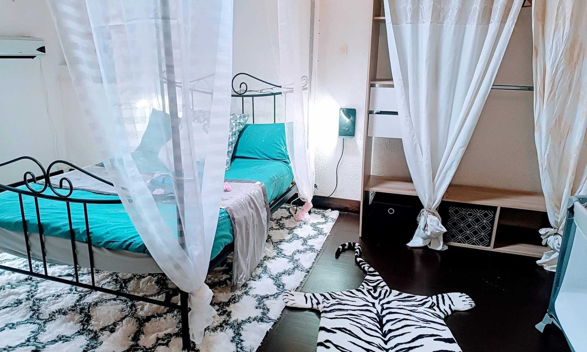 Capendu House | Homerez - Cosy House in Capendu with Fireplace and Garden