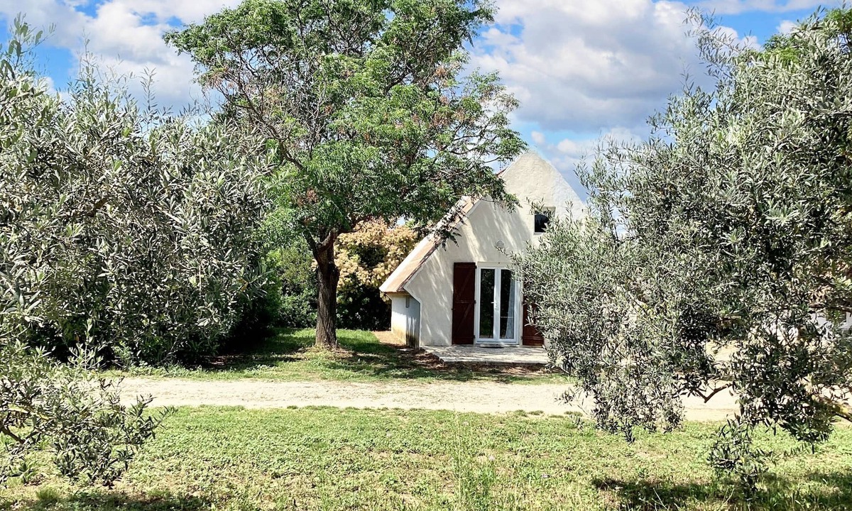 Saint-Nazaire-de-Pezan House | Homerez - House in Saint-Nazaire-de-Pézan