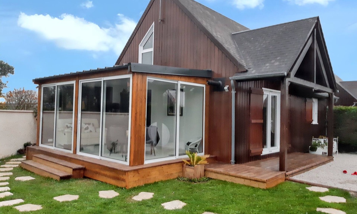 Colleville-Montgomery House | Homerez - House, Colleville-Montgomery