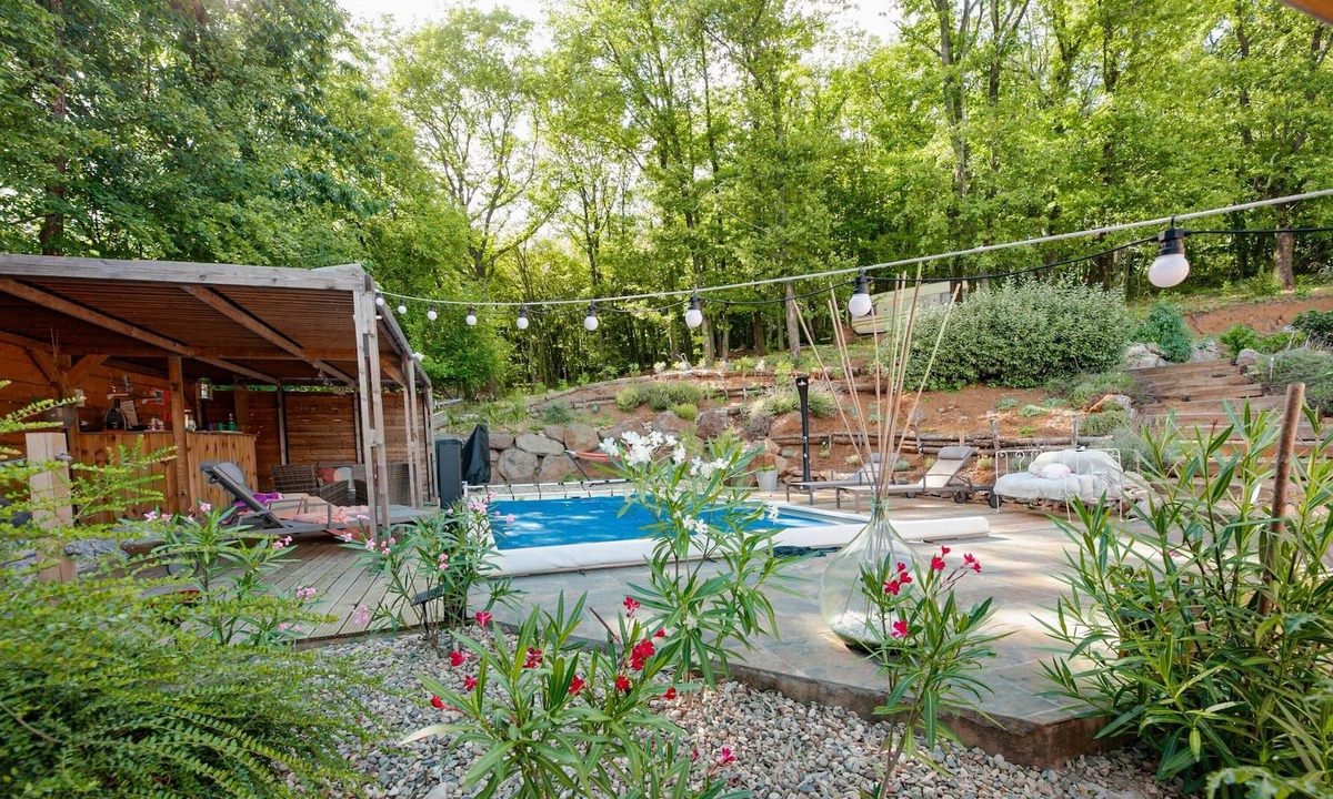 Pardailhan House | Homerez - House for 2 ppl. with shared pool, garden and terrace at Pardailhan