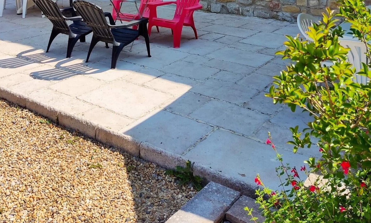 Saint-Alban-sous-Sampzon House | Homerez - House for 6 ppl. with shared pool, garden and terrace at Grospierres