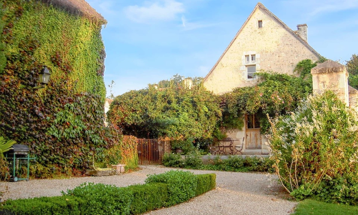 Coudray-au-Perche House | Homerez - House in Coudray-au-Perche