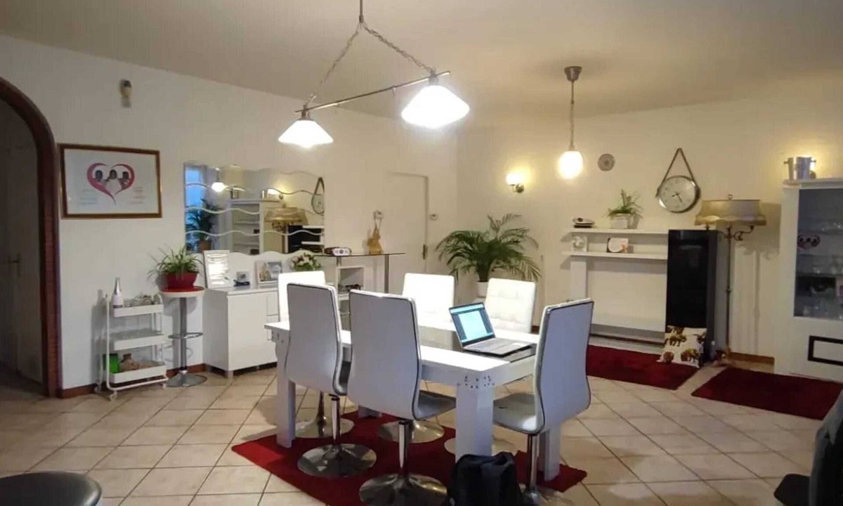 Thin-le-Moutier House | Homerez - House in Thin-le-Moutier