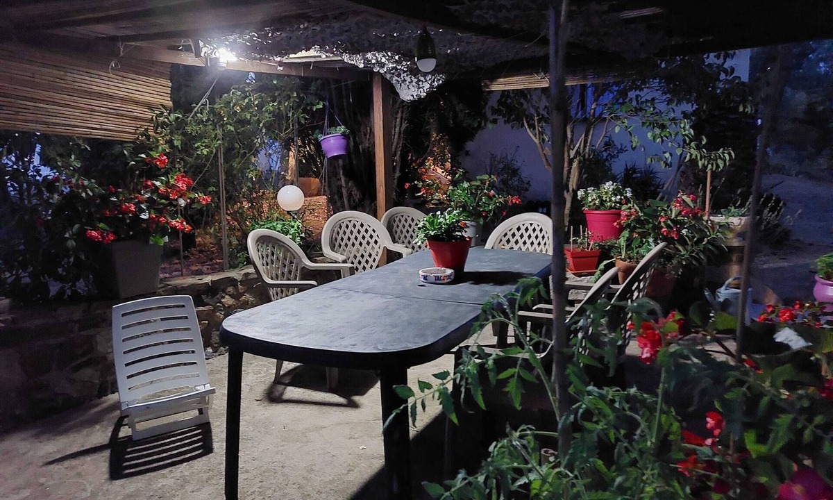 Autignac House | Homerez - House in Autignac, garden and mountain view