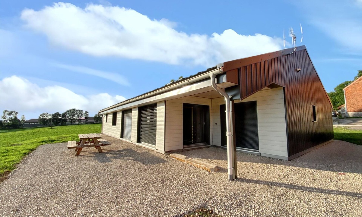 Cerniebaud House | Homerez - House in Cerniébaud.