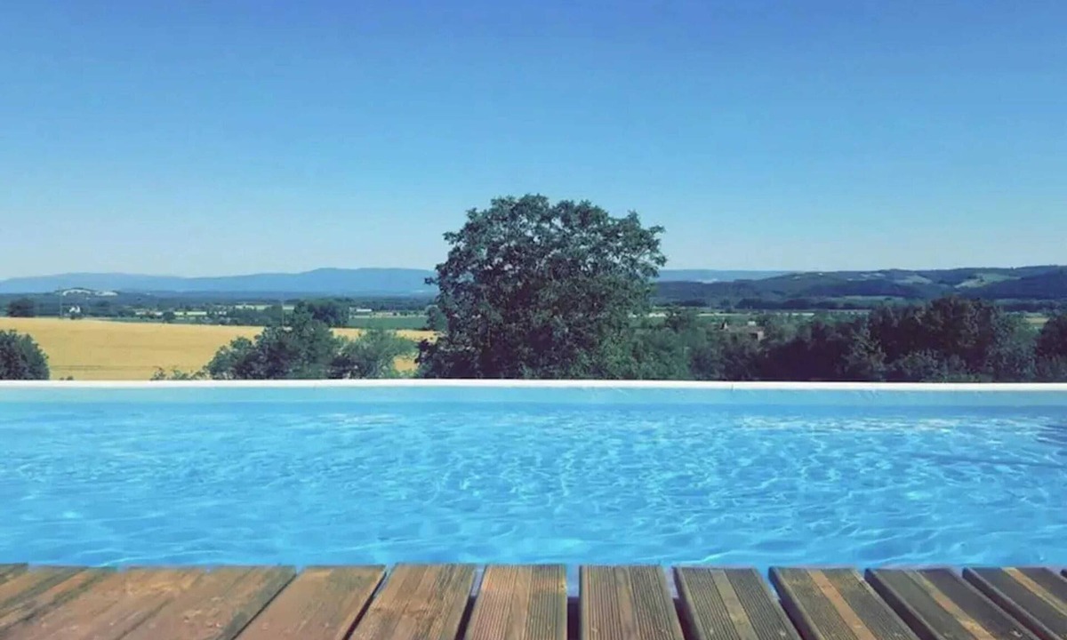 Cuq House | Homerez - House in Cuq, shared pool