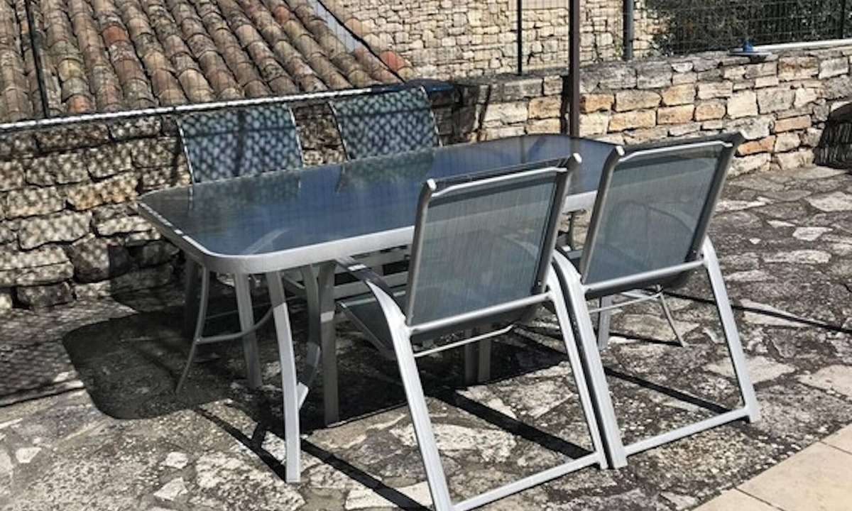 Orgnac-l'Aven Apartment | Homerez - House in Orgnac-l'Aven