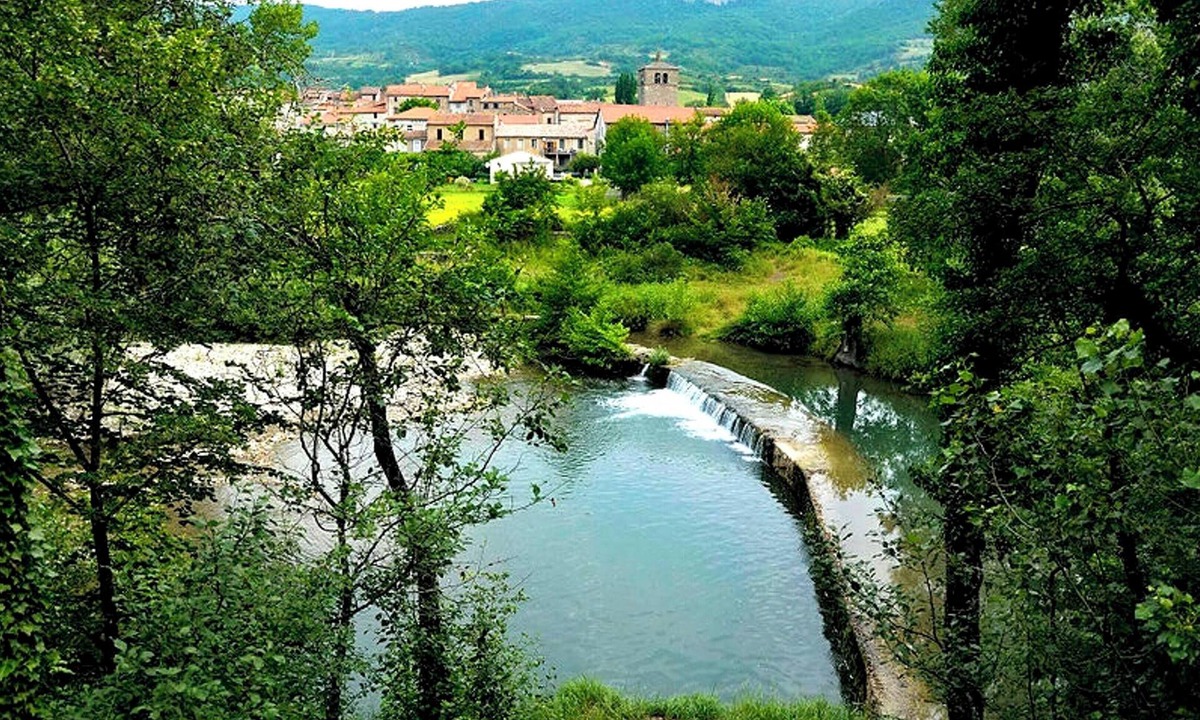 Lunas House | Homerez - House in Lunas with mountain view