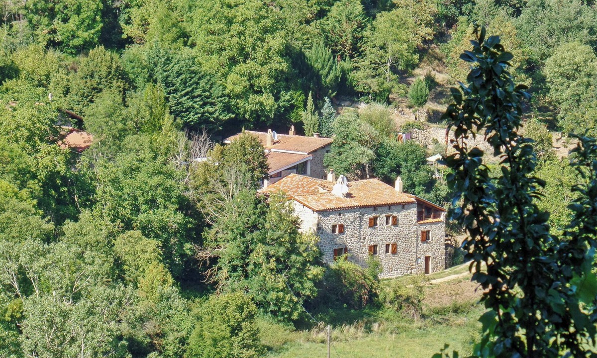 Saint-Basile House | Homerez - House in Saint-Basile
