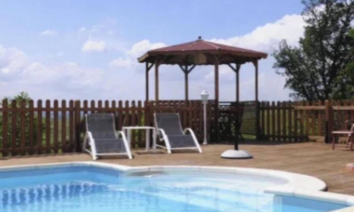 Latrape House | Homerez - House, mountain view, pool Latrape