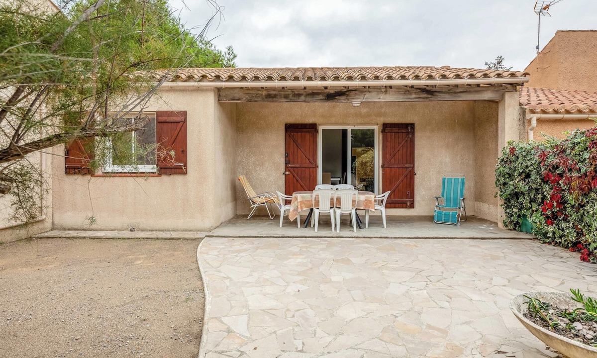 Vendres House | Homerez - House Vendres - Beach <1 km