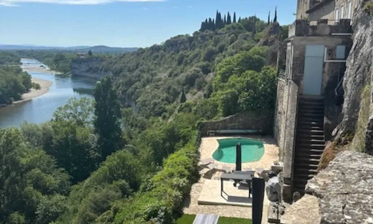 Aigueze Other | Homerez - Impressive Manor with Pool in Aiguèze