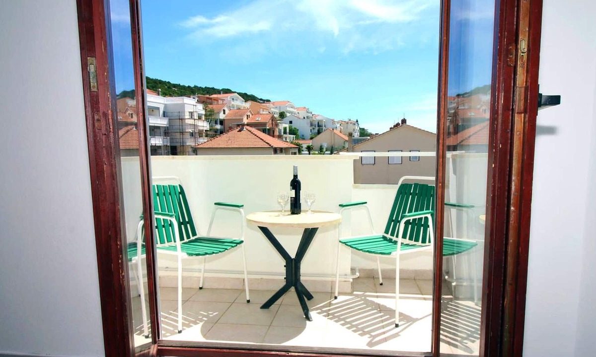 Tijesno Apartment | Homerez - Nice appartement for 5 ppl. at Tisno