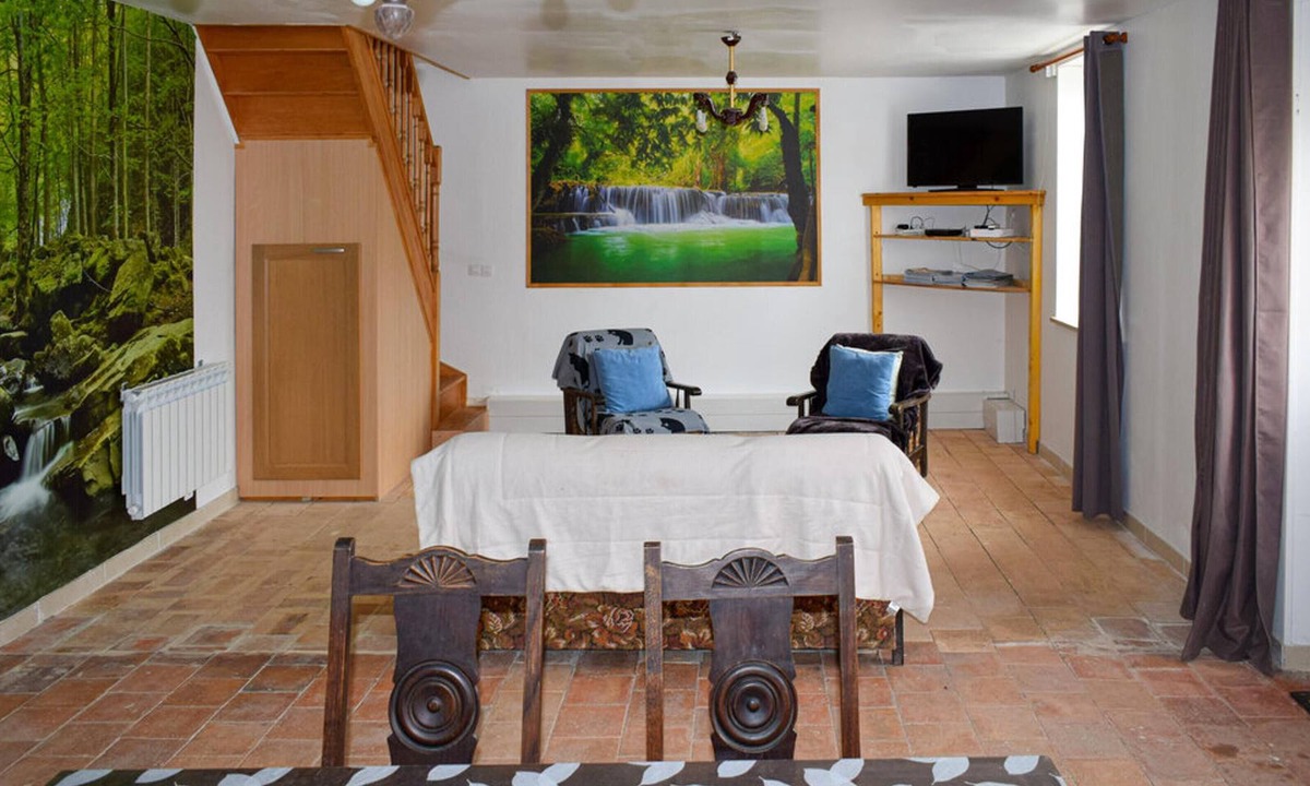 Channay-sur-Lathan House | Homerez - Nice house with garden and terrace & Wifi