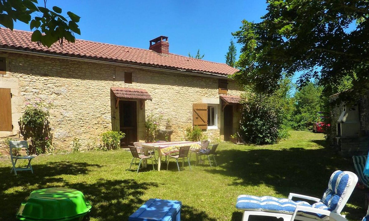 Les Junies House | Homerez - Nice house for 4 ppl. at Les Junies