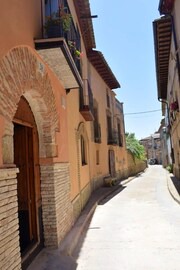 Sieso de Huesca House | Homerez - Property for 4 ppl. with swimming-pool and terrace at Sieso de Huesca