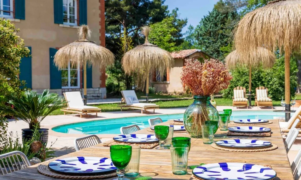 Ponteves Villa | Homerez - Spacious Villa in Pontevès with Private Pool.