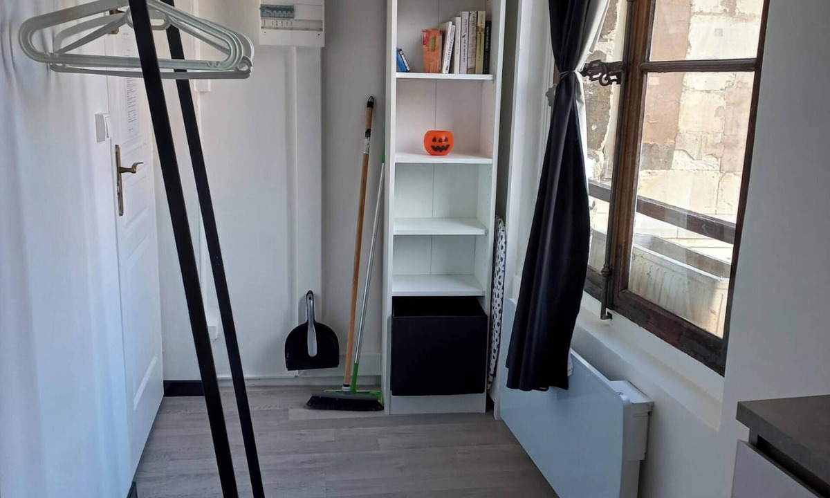 Chateau-Thierry Apartment | Homerez - Studio in Château-Thierry