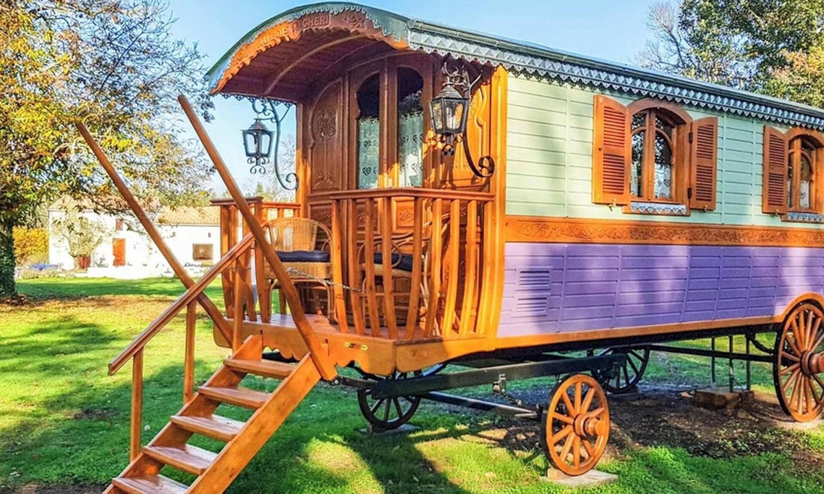 Bussac-Foret House | Homerez - Studio in Bussac-Forêt