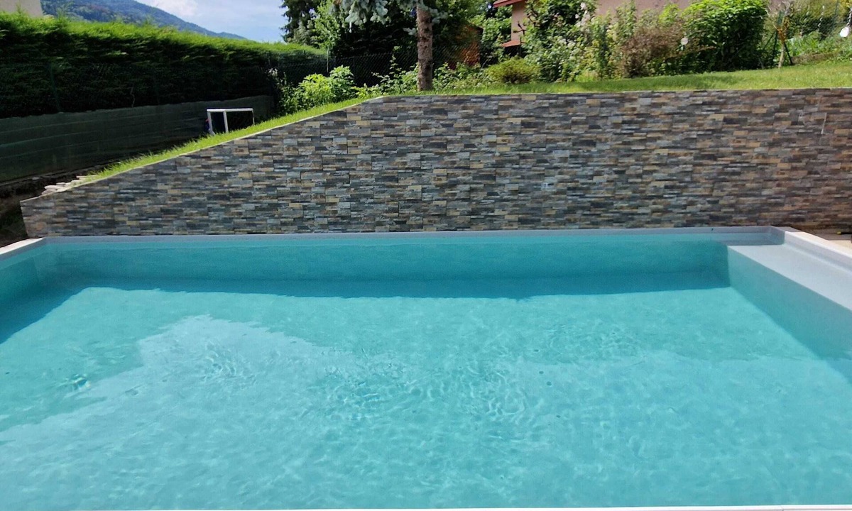 Allevard Apartment | Homerez - Studio with pool - Allevard