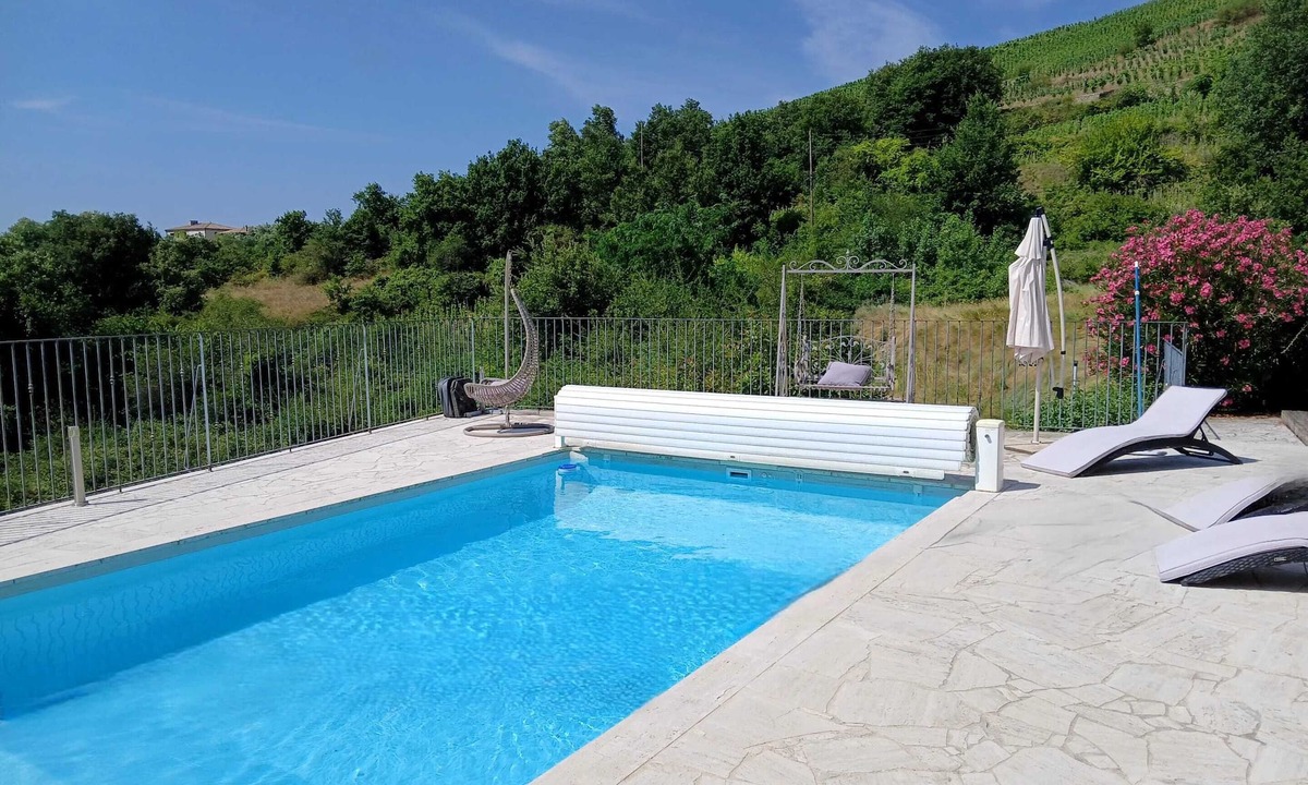Crozes-Hermitage Villa | Homerez - Villa in Crozes-Hermitage