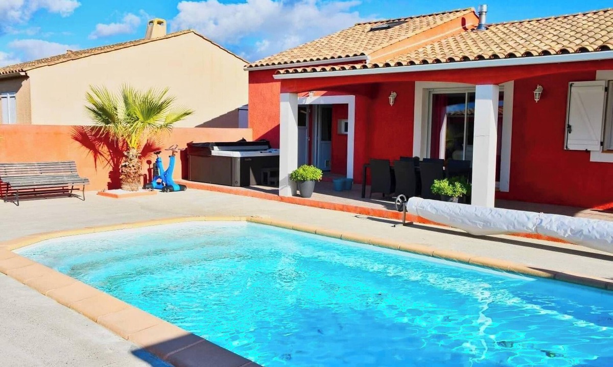 Villalbe Villa | Homerez - Villa in Carcassonne