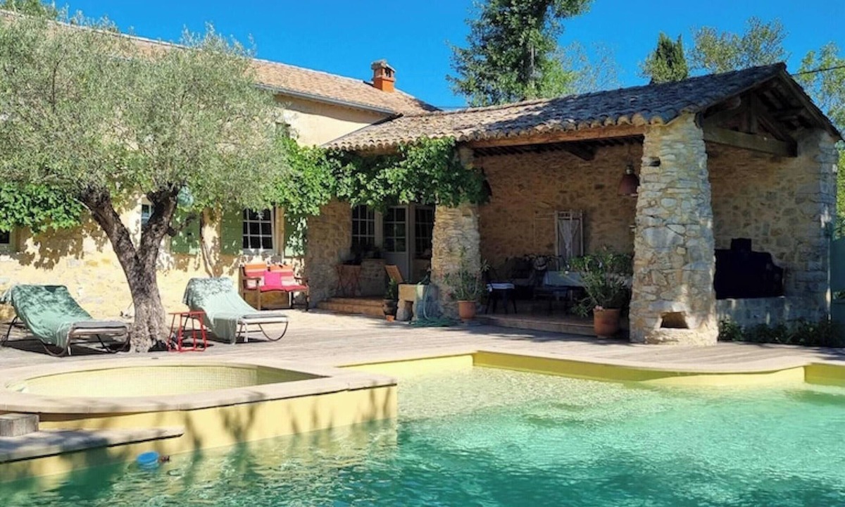 Lussan Villa | Homerez - Villa in Lussan with pool