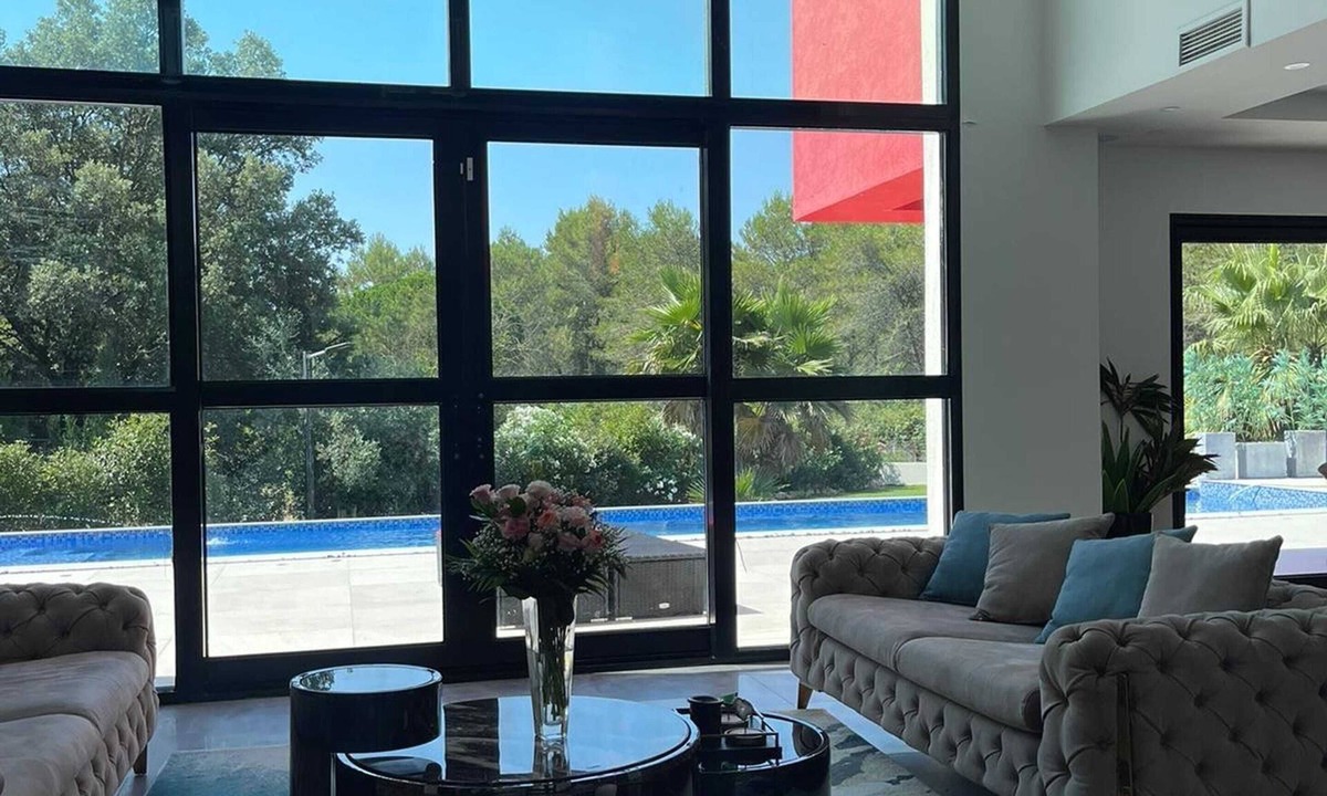 Caremeau Villa | Homerez - Villa with pool in Nîmes