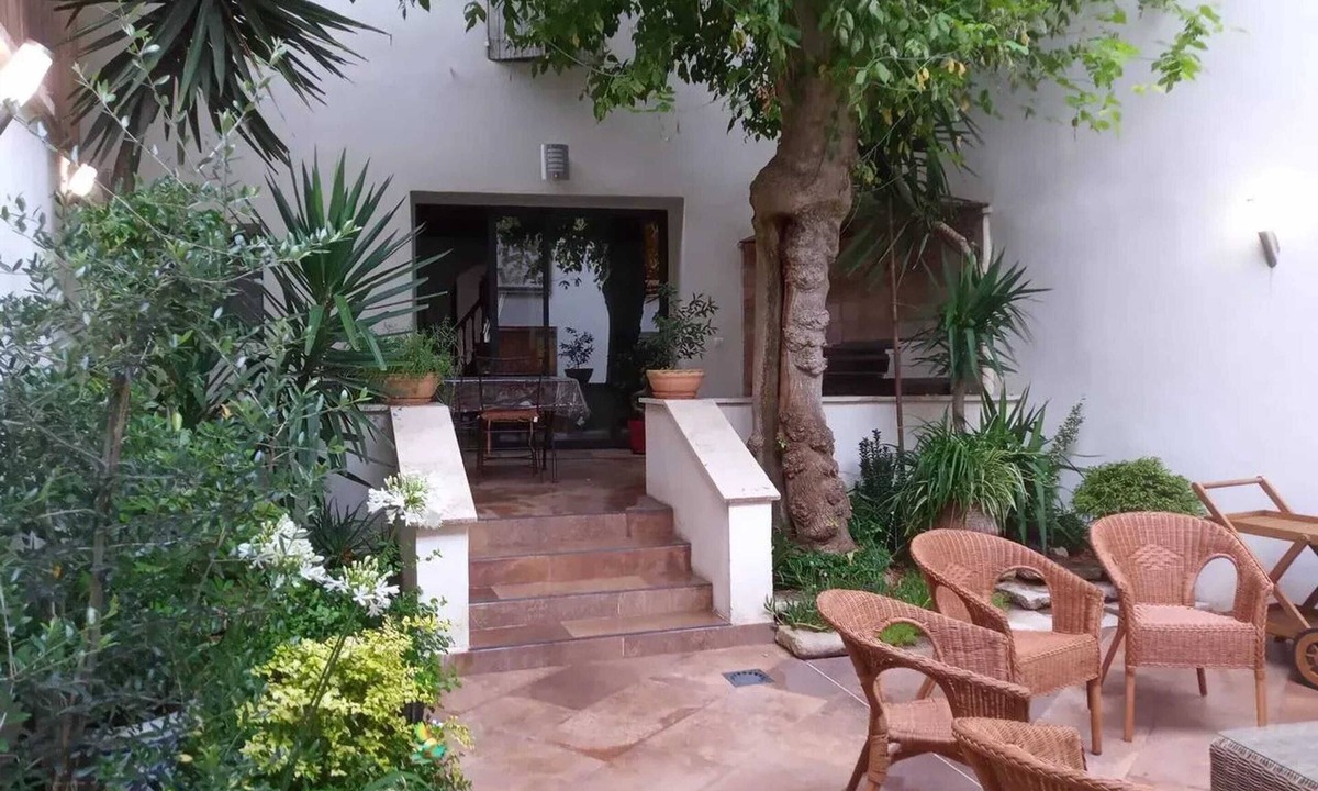 Courthezon House | Homerez - Welcoming house in Courthézon with private garden