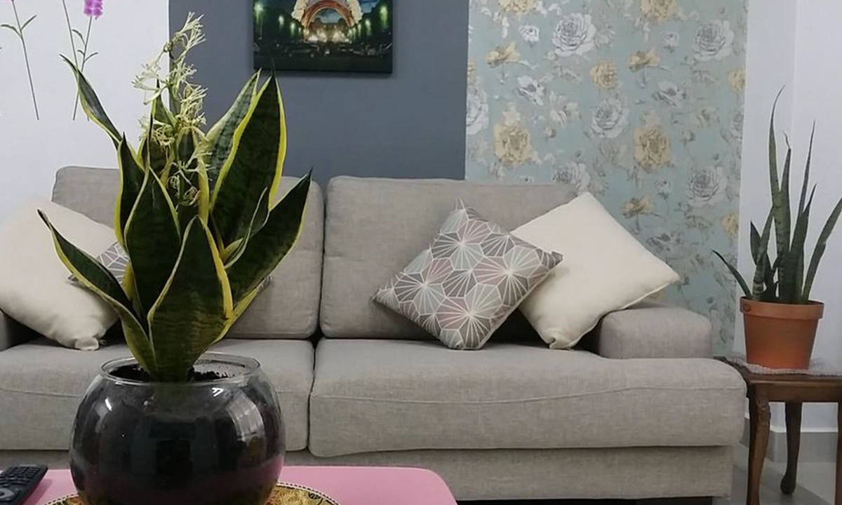 Taman Desa Tebrau House | Homestay AEON Desa Tebrau