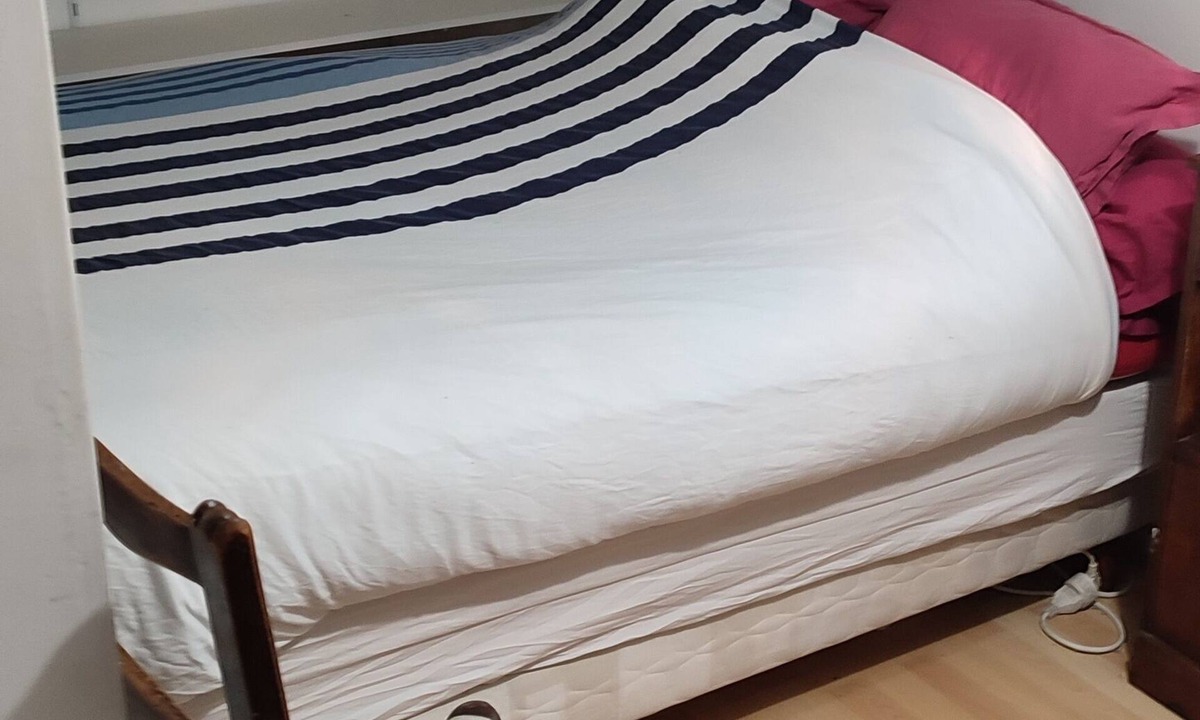 Clef-Vallee-d'Eure Villa | Homestay and private bathroom. accessible kitchen