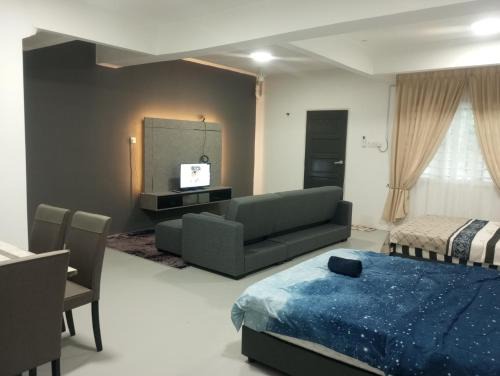 Kampung Seberang Takir House | Homestay Ava Studio