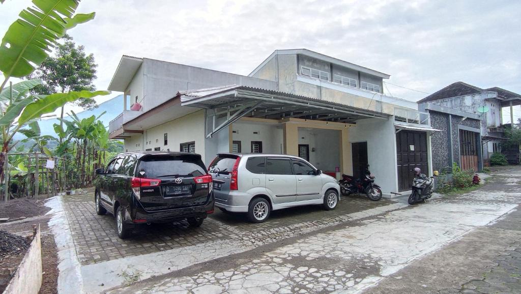 Wonosobo Villa | Homestay Bilqis Full House Syariah