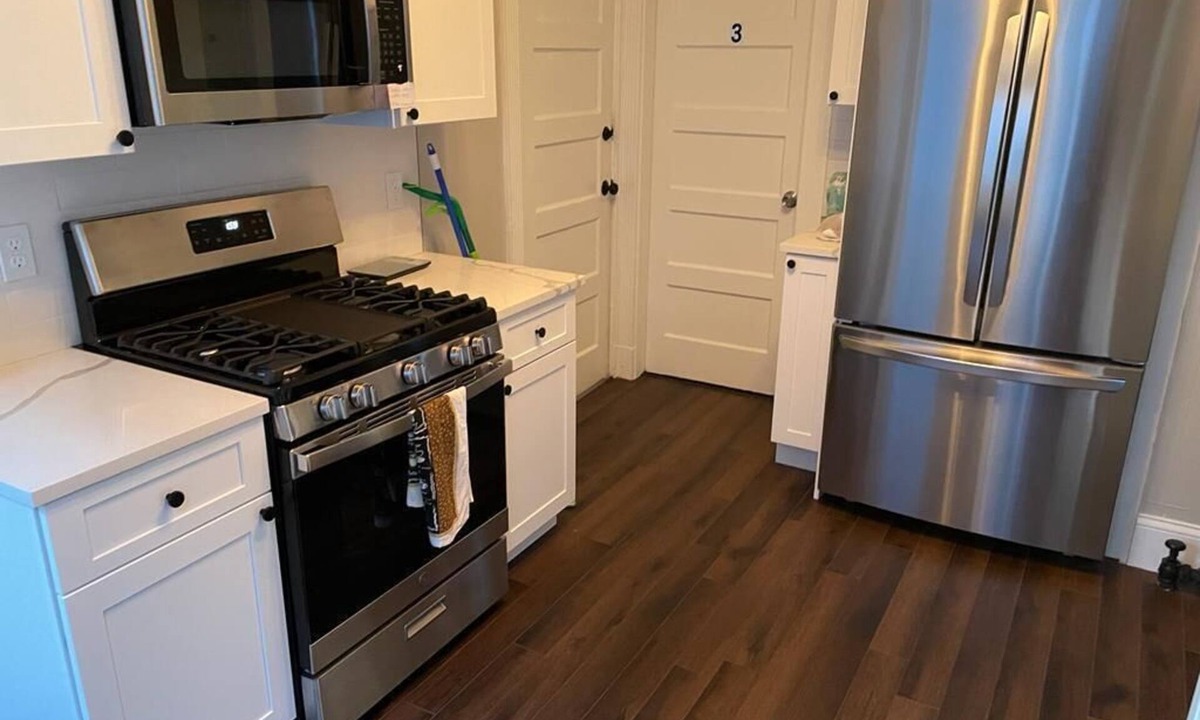 Meeting House Hill Bed & Breakfast | Homestay In Fields Corner Area Boston