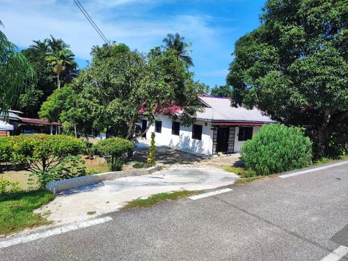 Batu Pahat House | Homestay MakTeh